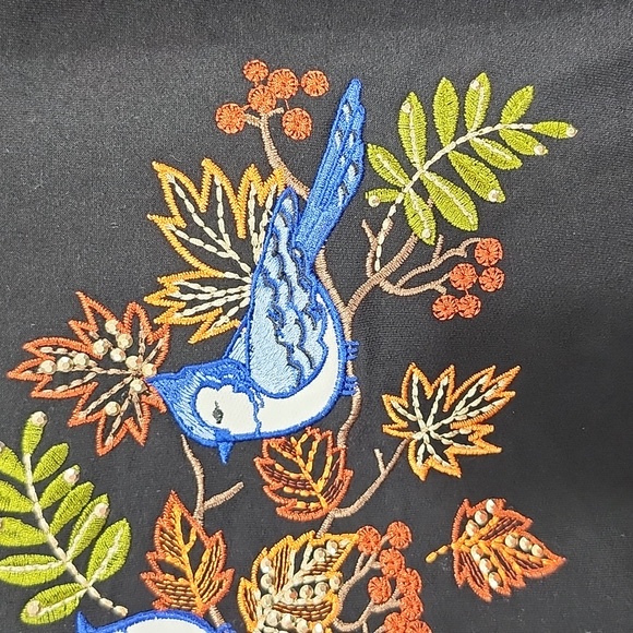 Alfred Dunner Ladies Size Medium Crew Neck Sweater Embroidery Blue Jay Birds - Picture 12 of 14